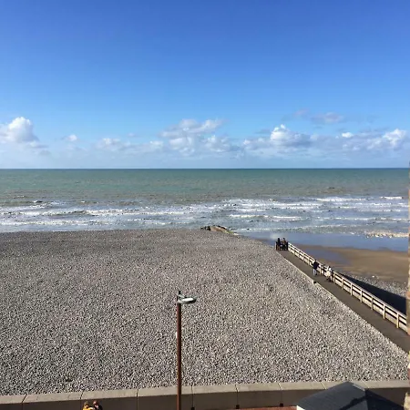 Nature, Les Falaises Apartamento